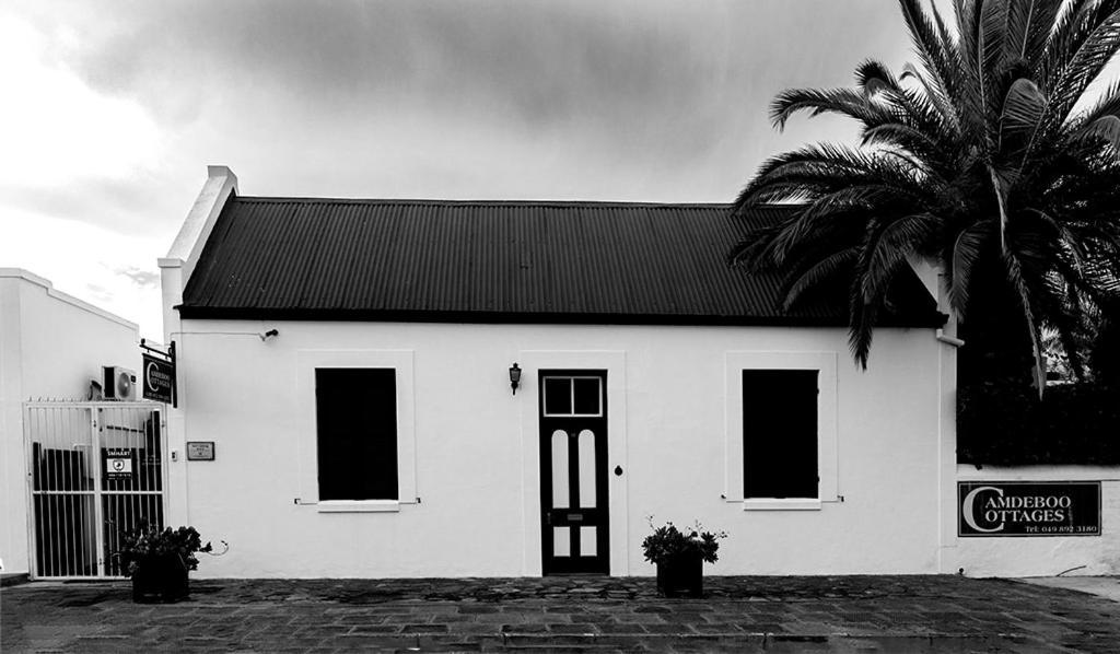 Camdeboo Cottages Graaff-Reinet Dış mekan fotoğraf