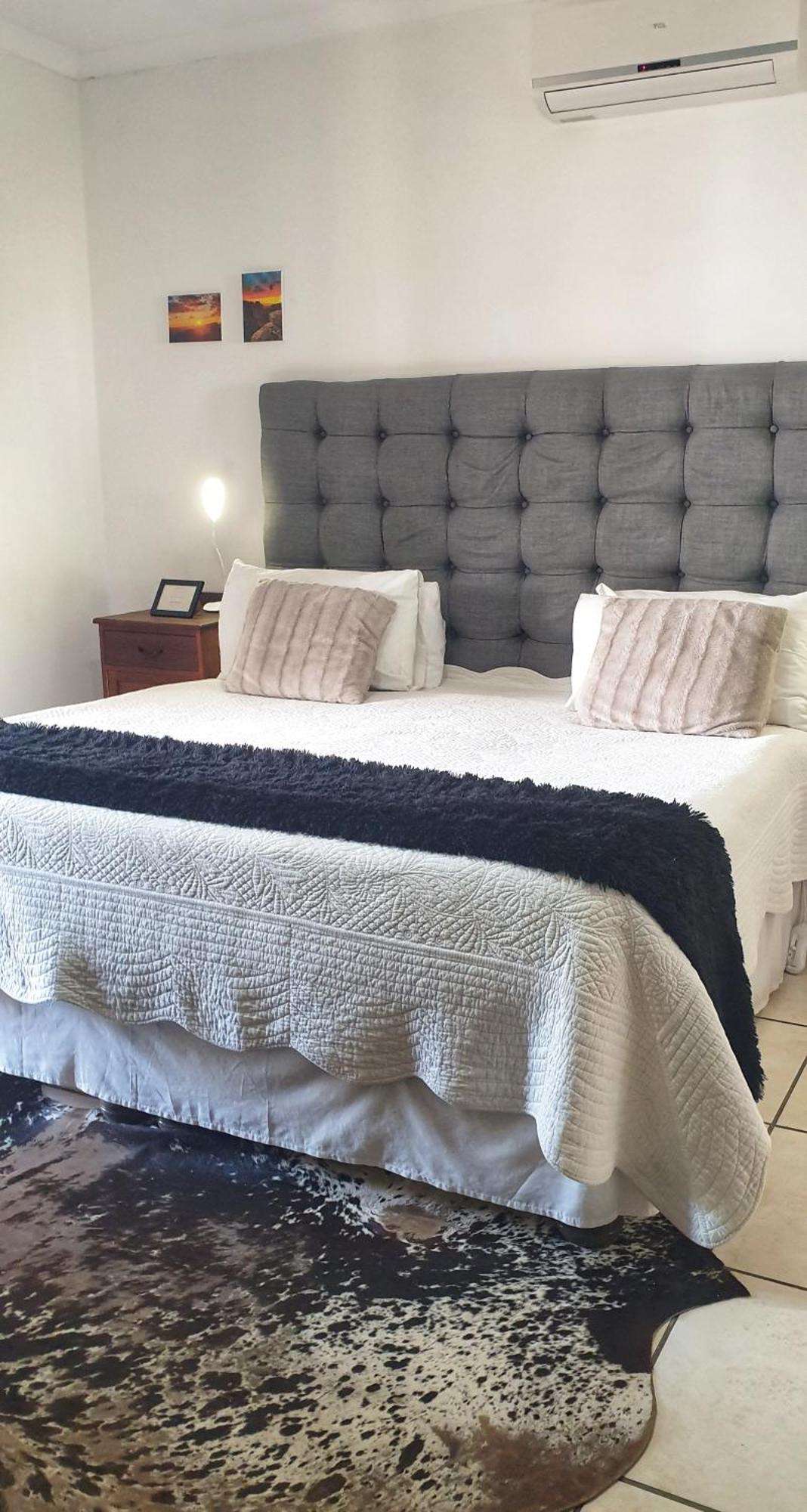 Camdeboo Cottages Graaff-Reinet Dış mekan fotoğraf